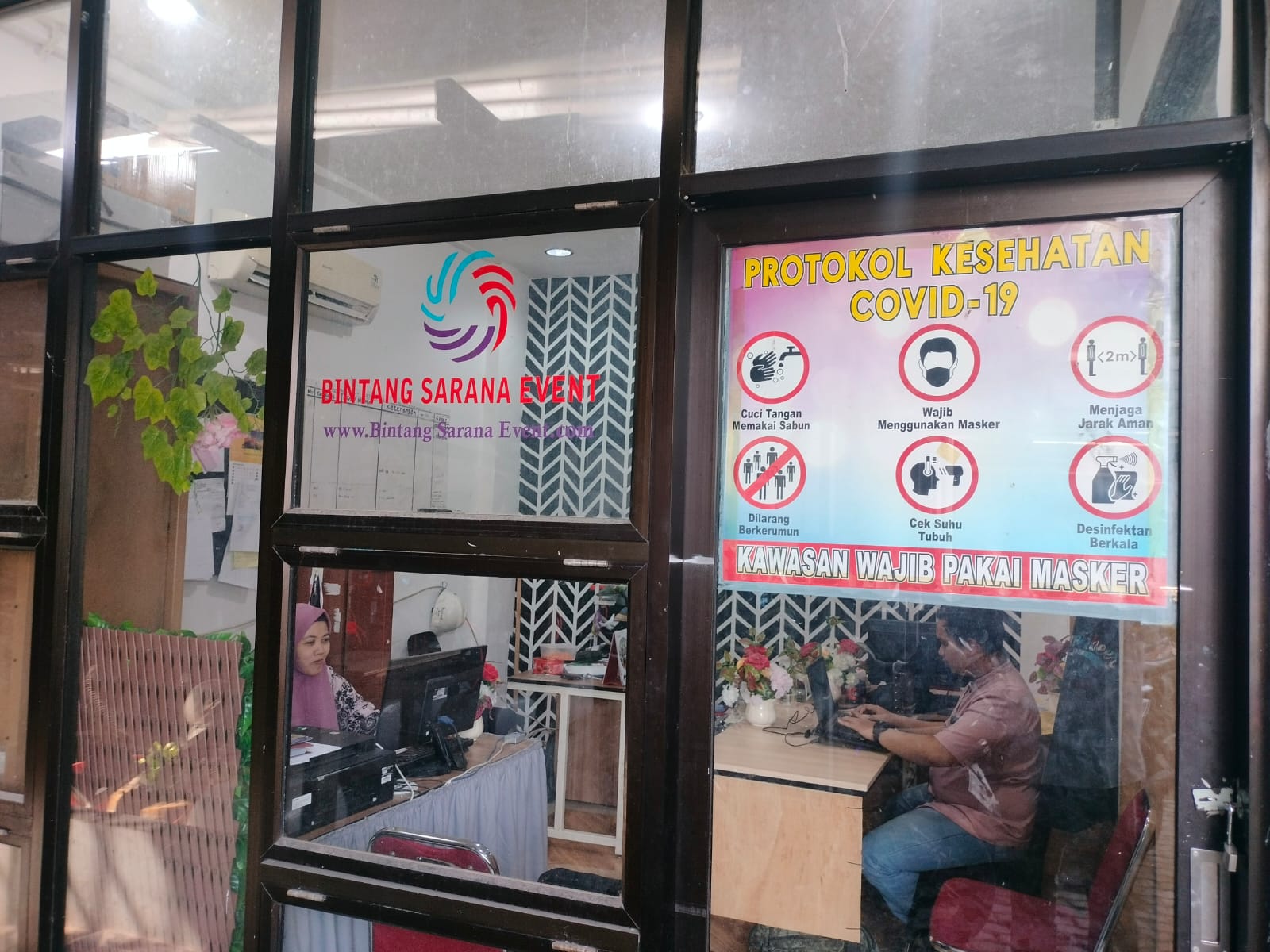sewa kursi jakarta